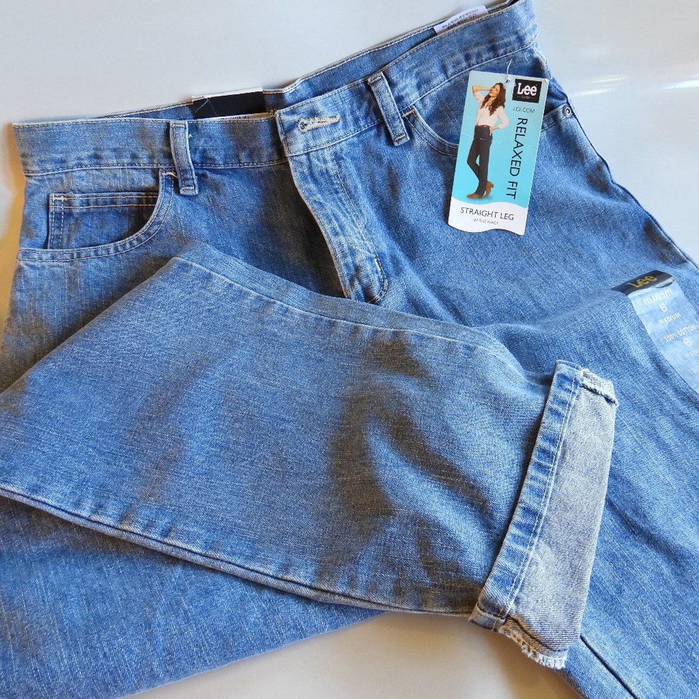 Lee Jeans Womens Relax Fit Straight Leg At Waist Size 6